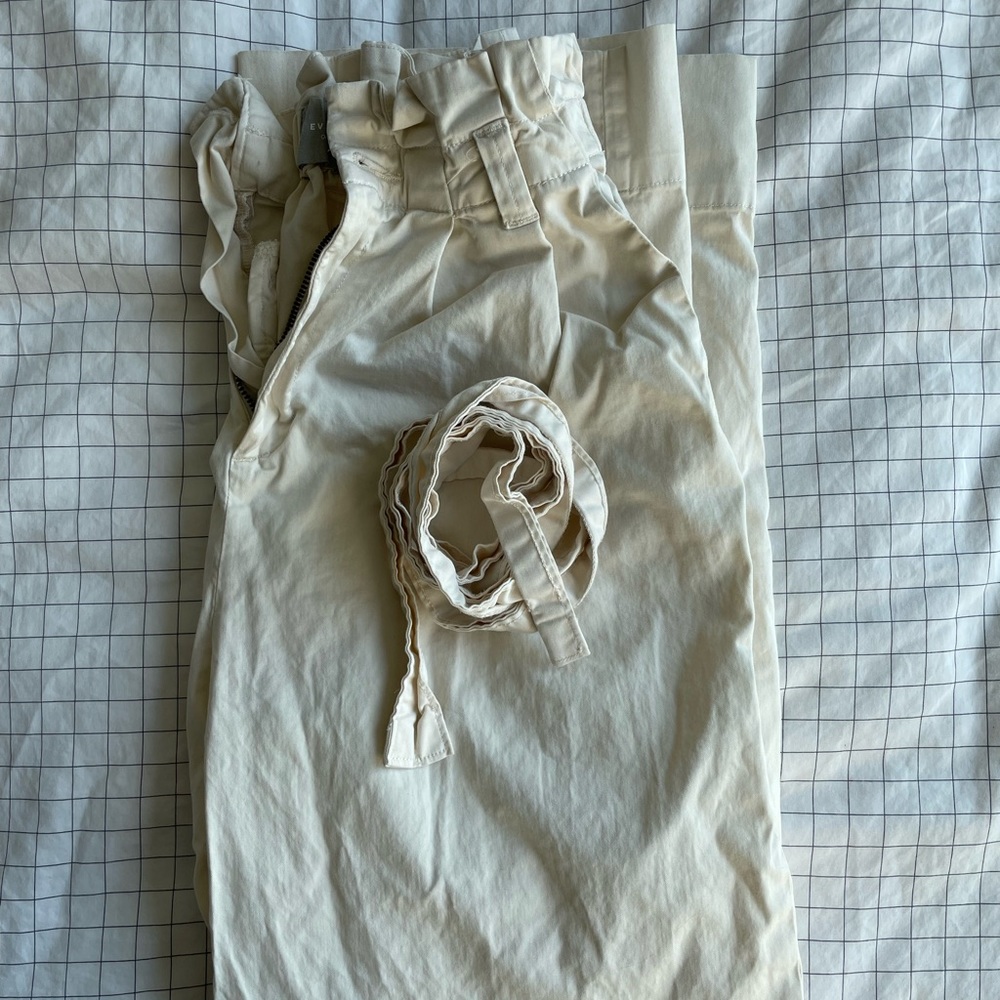 Everlane Cotton Pants, Size XS, Ivory Color, Good Conditions!